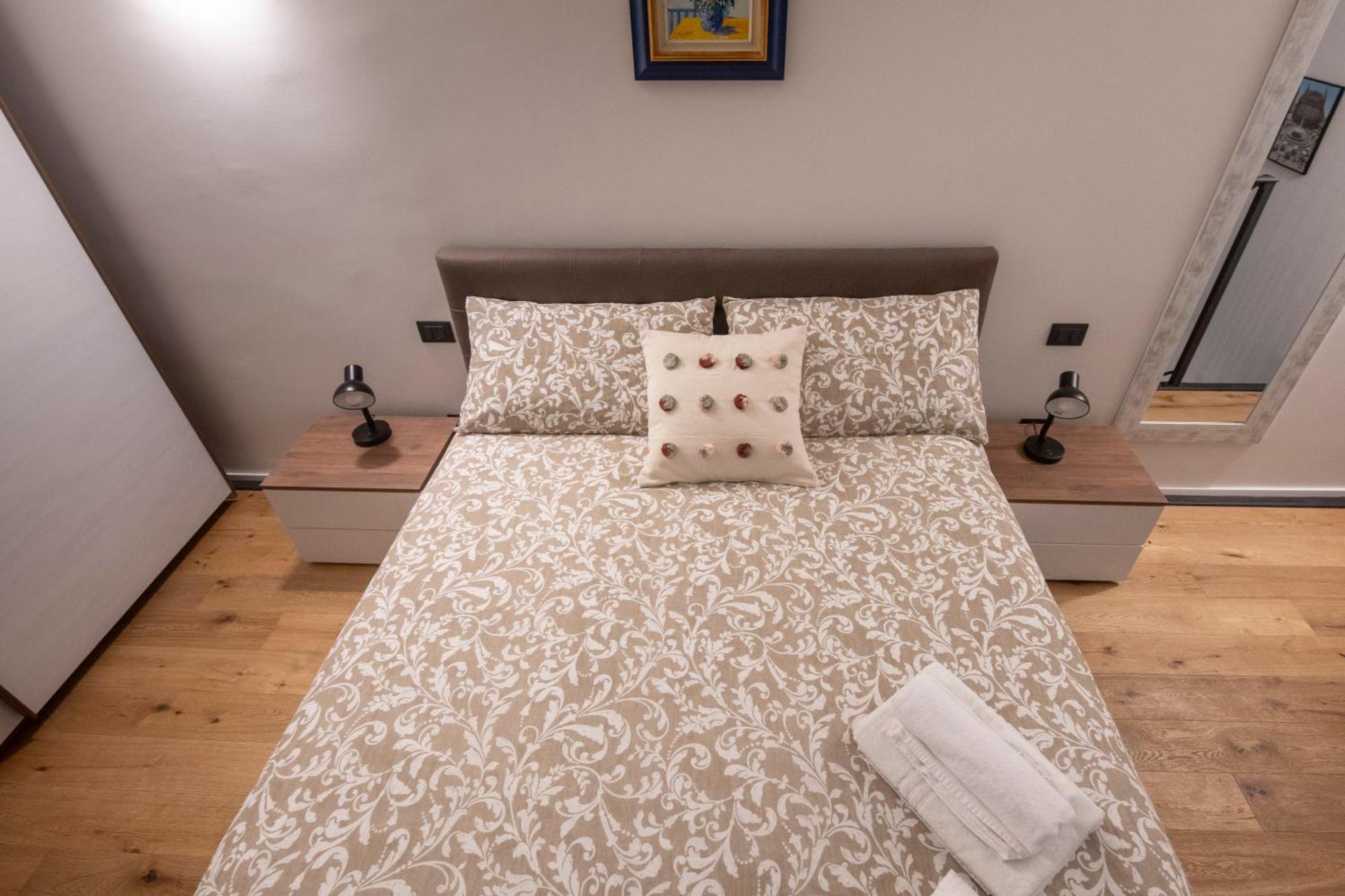 258 - The Loft In Largo Zecca - Luxury Nel Cuore Di Genova المظهر الخارجي الصورة